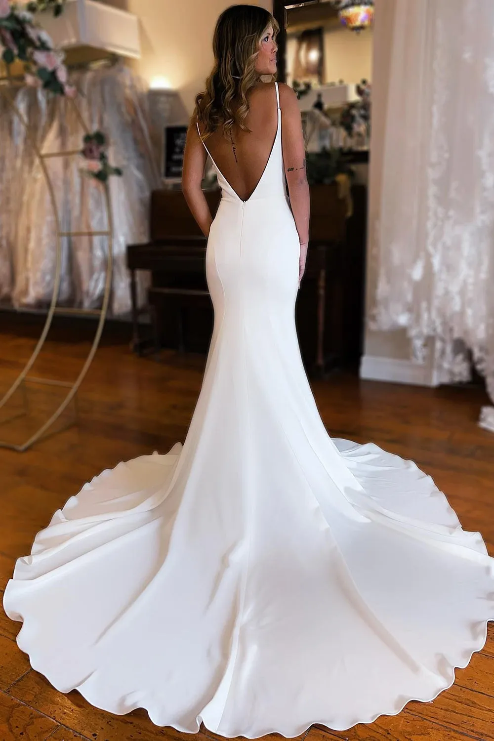 2025 Long Satin V Neck Mermaid Maxi Beach Summer Wedding Dress
