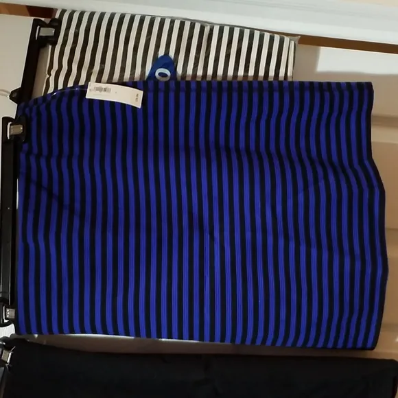 Bundle of 3 Stretchy Pencil Skirts. Elastic Flattering. Workwear to Date Night!