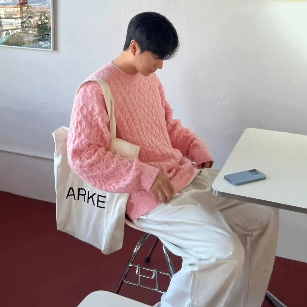 Cable-Knit Round Neck Sweater