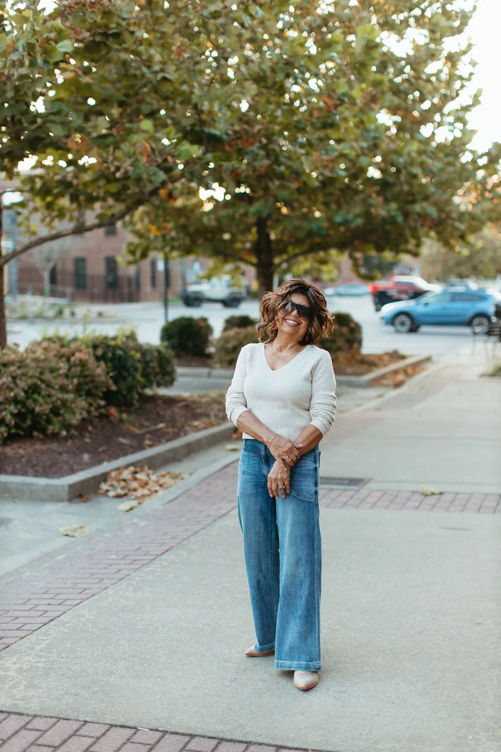 Cable Knit V-Neck Pullover Sweater