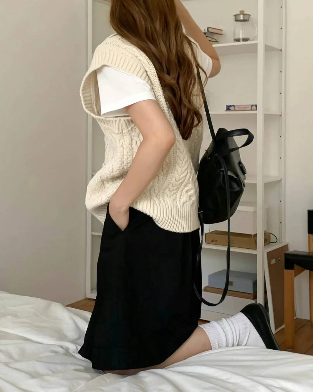 Chunky Cable Knit Buttoned Vest Ivory