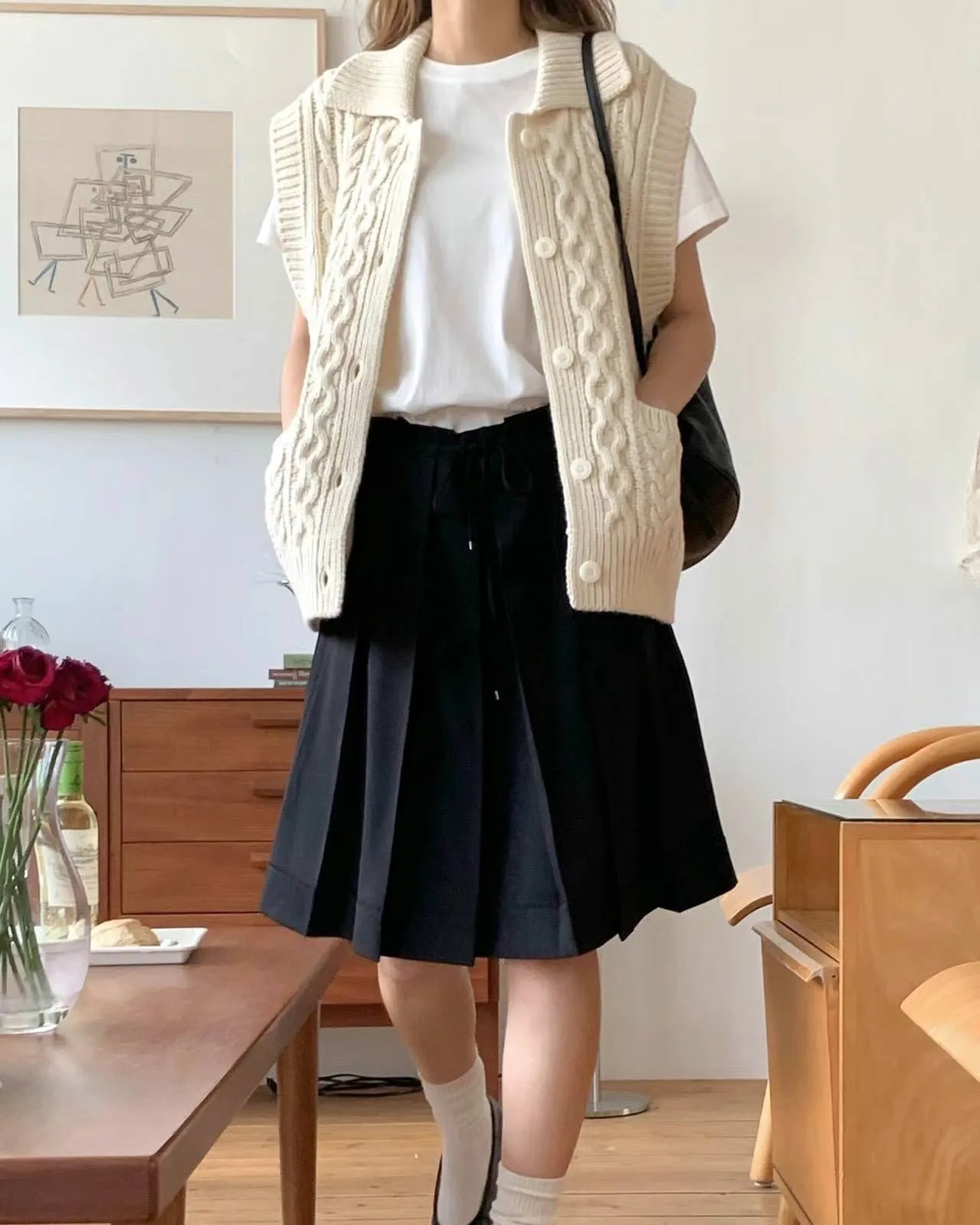 Chunky Cable Knit Buttoned Vest Ivory