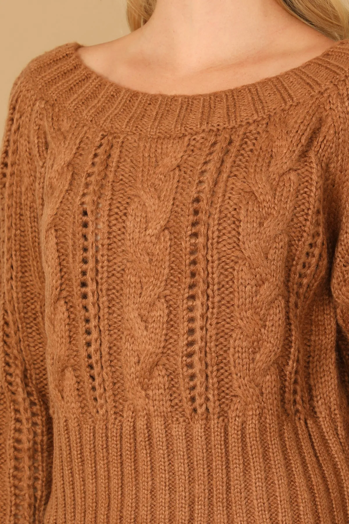CHUNKY CABLE KNIT OFF SHOULDER CROP SWEATER