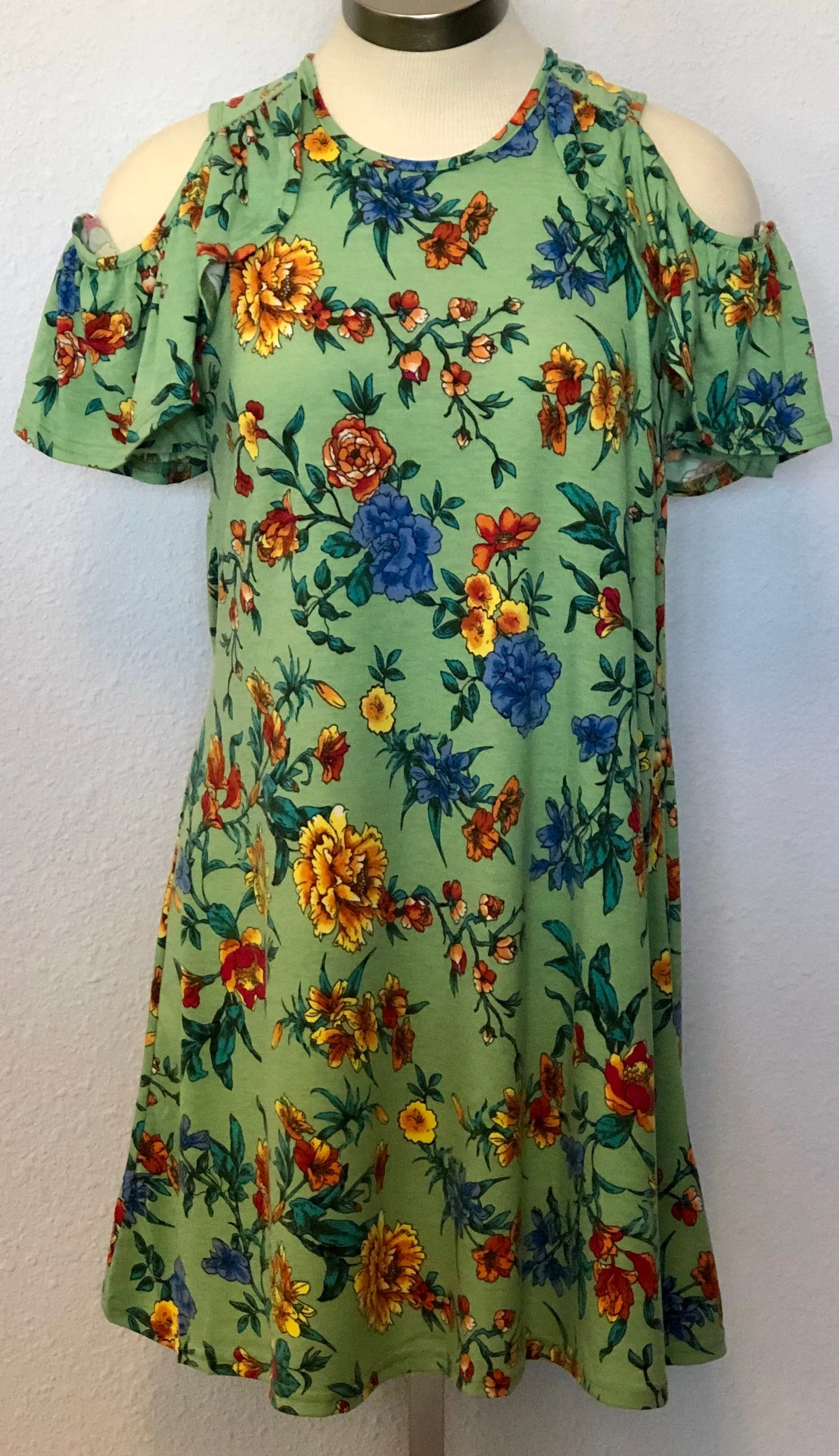 COLD SHOULDER RUFFLE DRESS