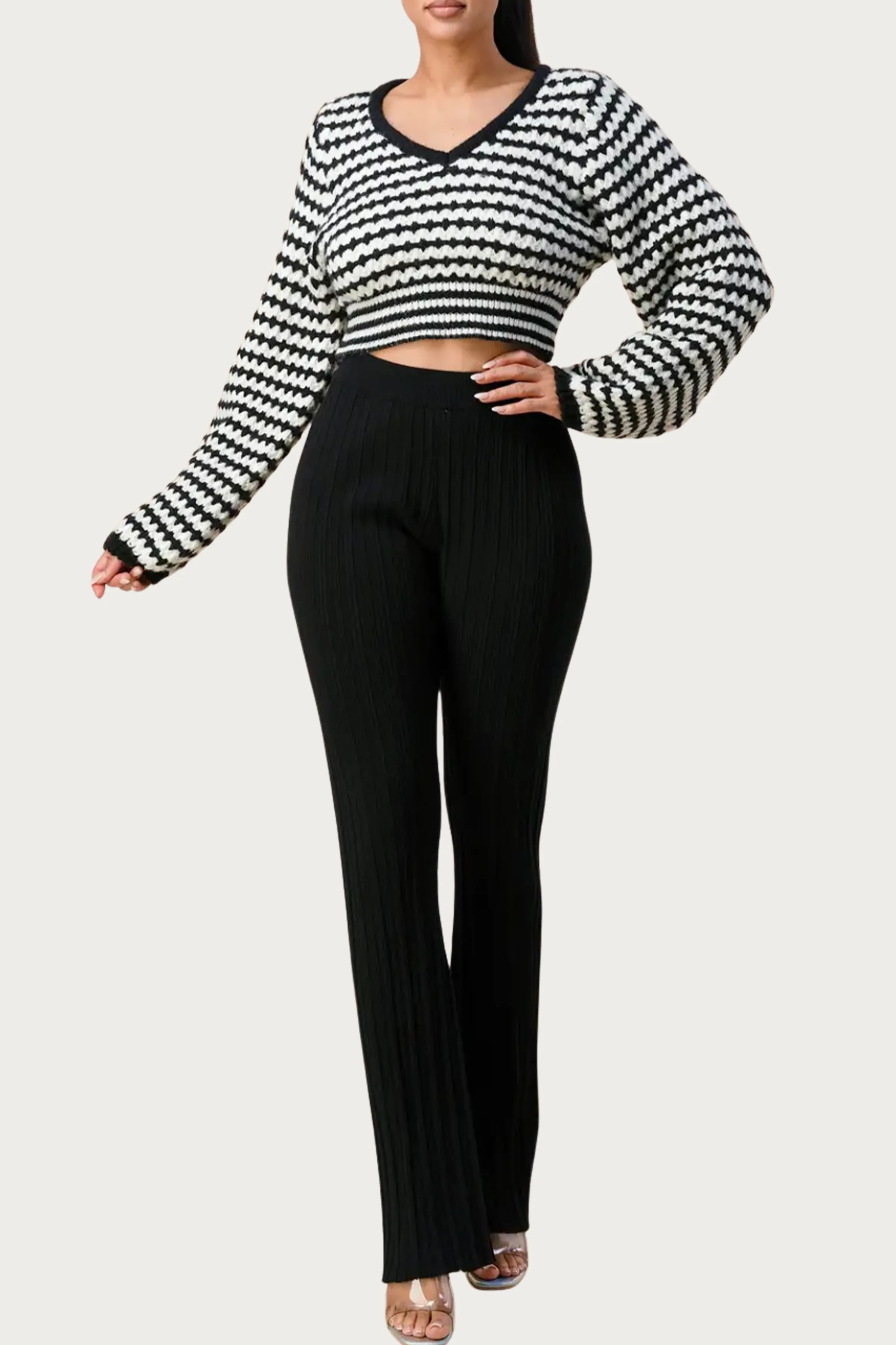 CROPPED V-NECK JUMPER