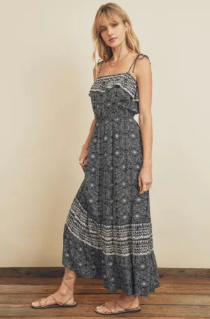 D120 RUFFLE BORDER MAXI DRESS