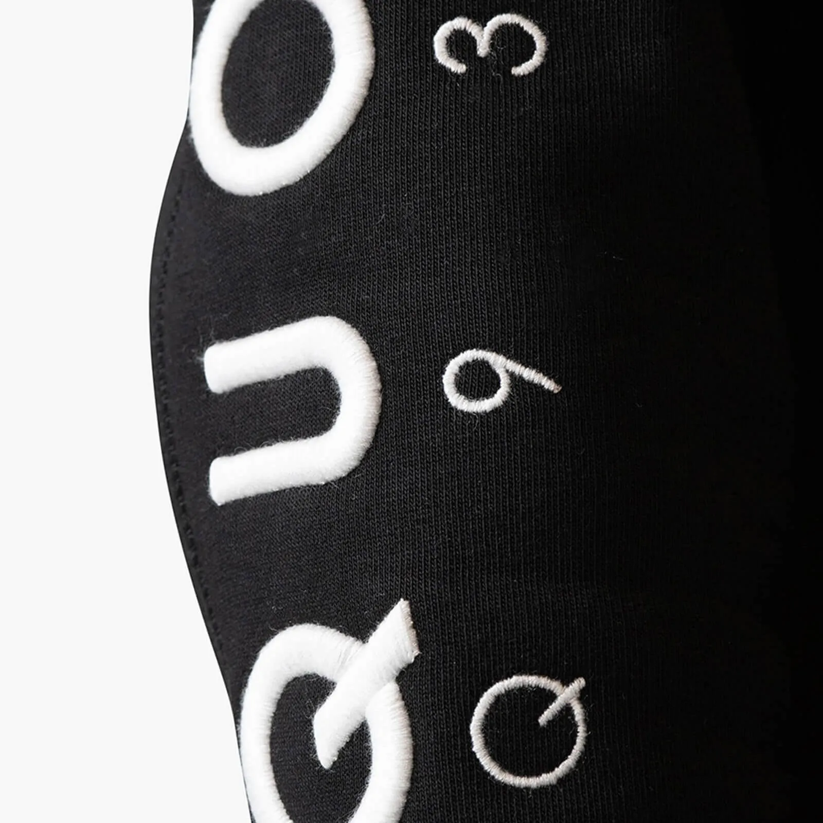 DEFENDER CREWNECK | BLACK/WHITE
