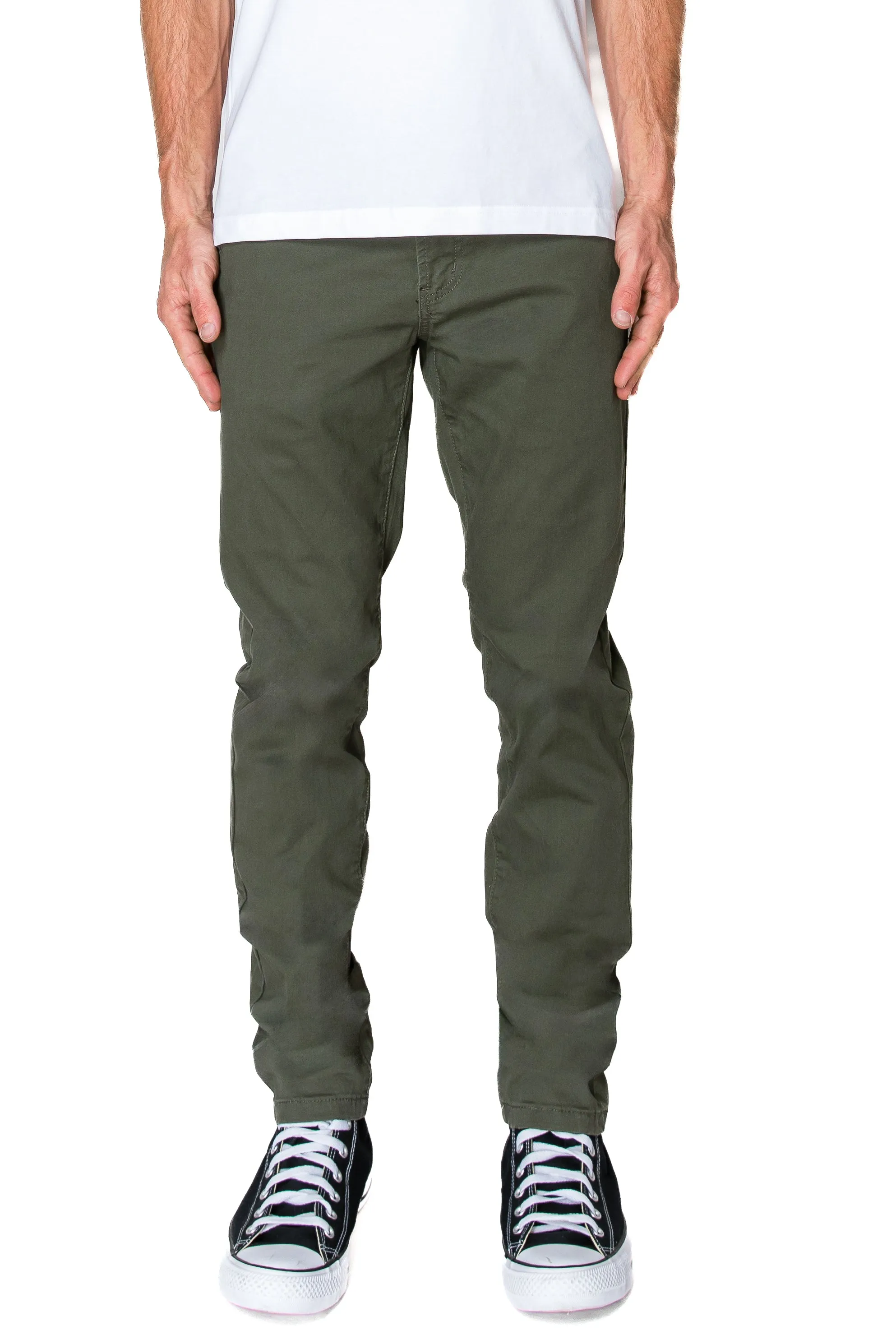 Essential Chino Pants