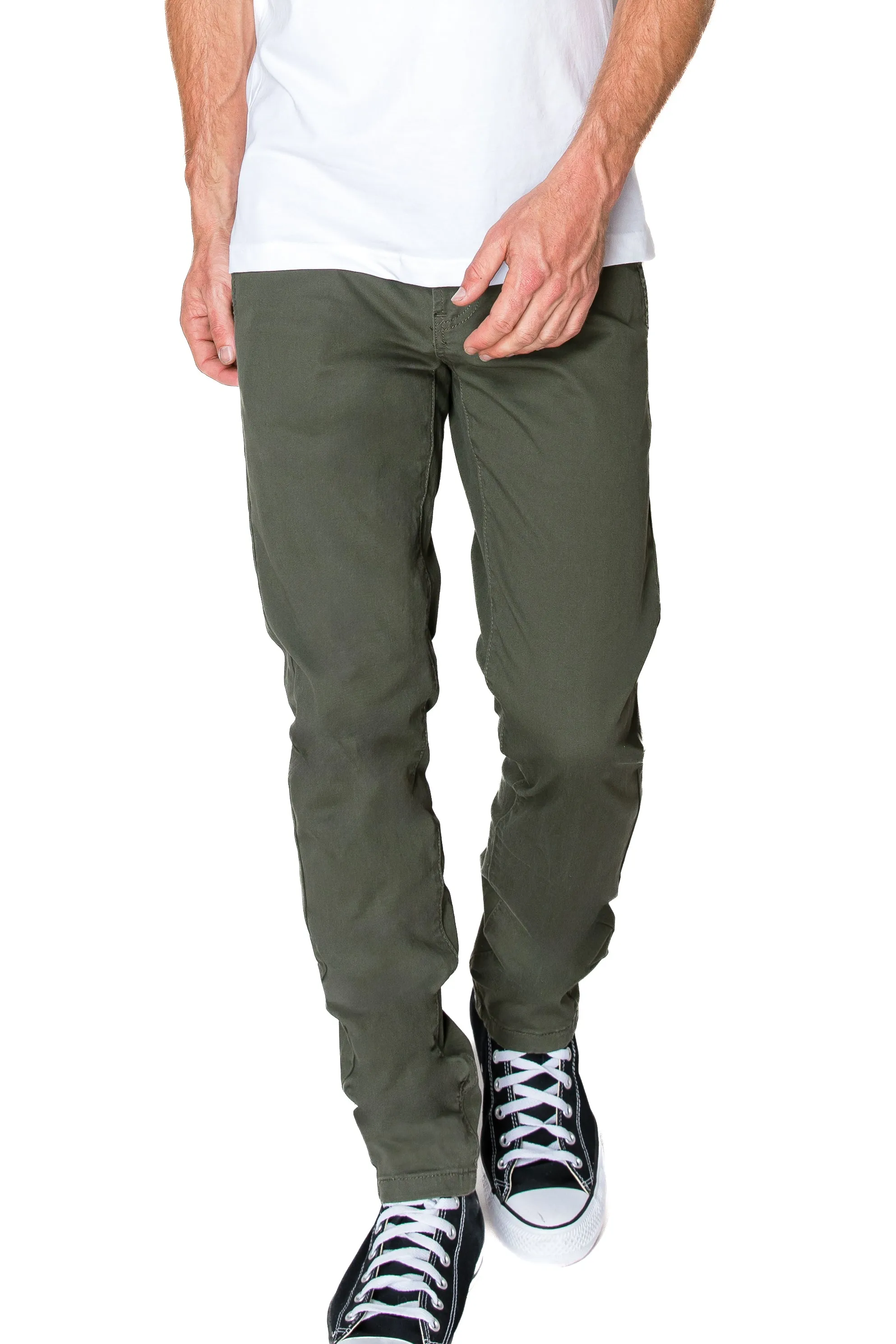 Essential Chino Pants