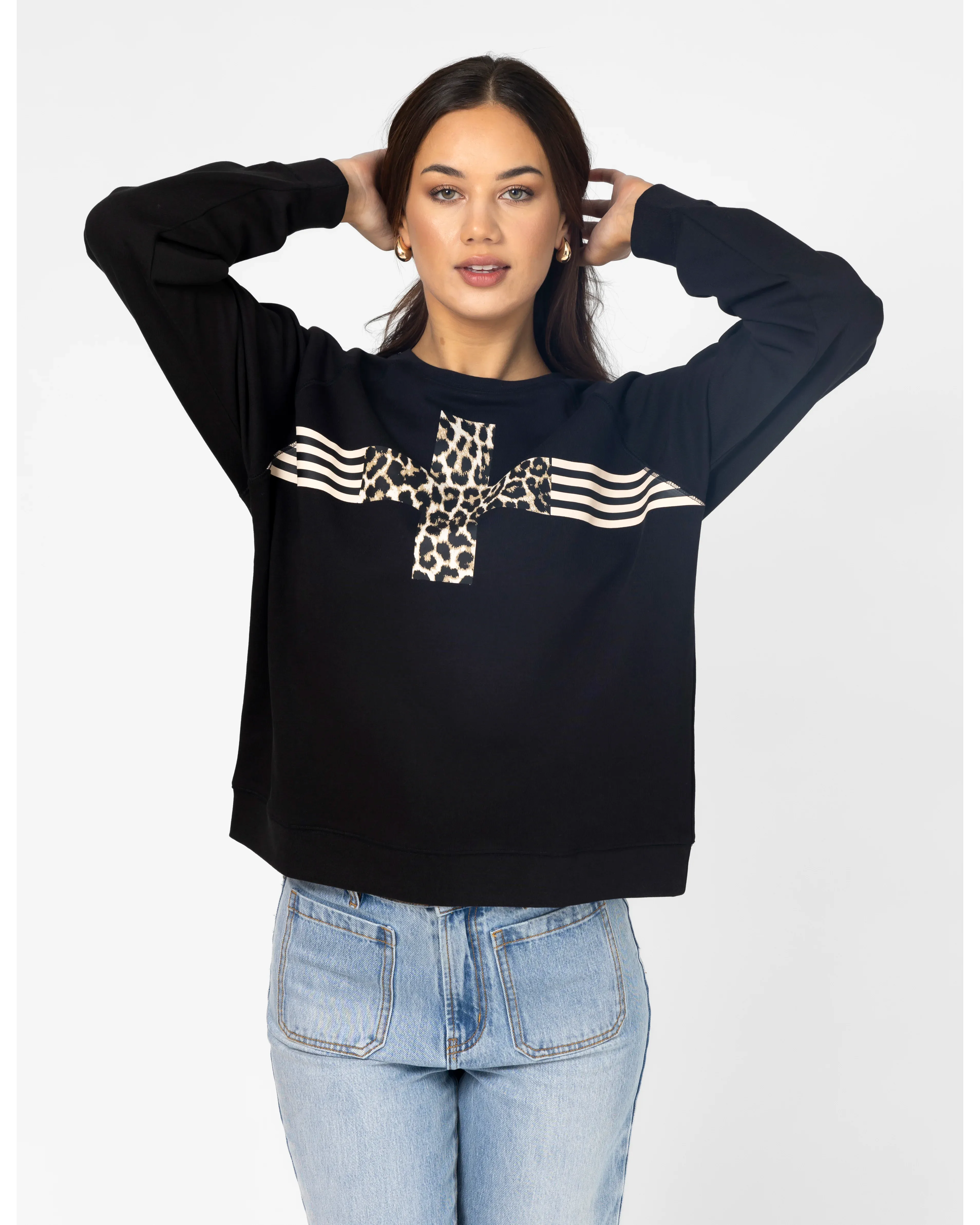 Everyday Sweater Leopard Cross With Stripes - Black