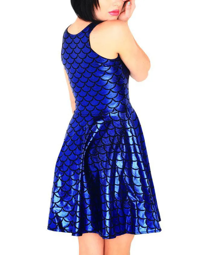 Explosion Models Fish Scales Shiny Pleated Large Poncho