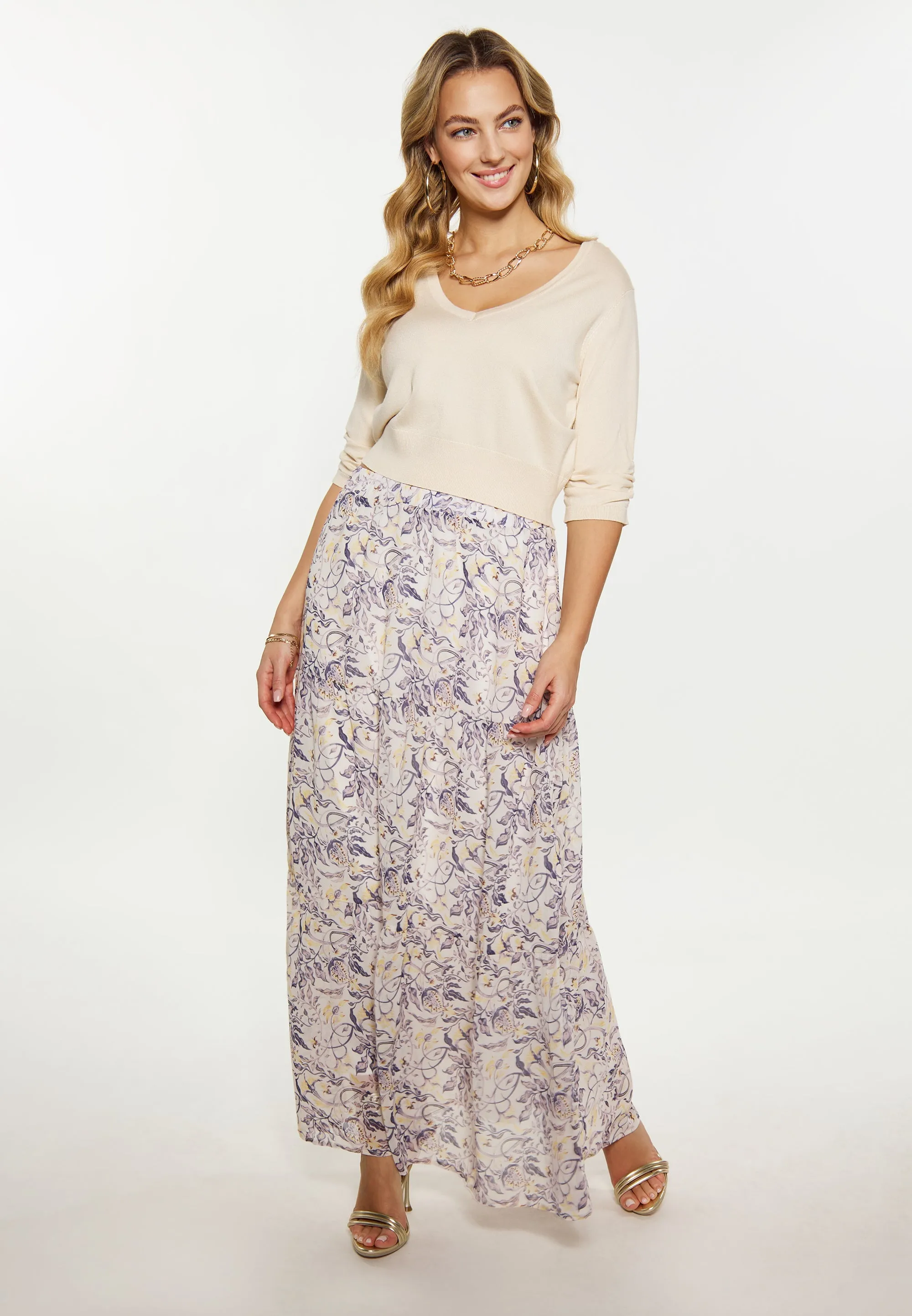 Faina Women's Sweater