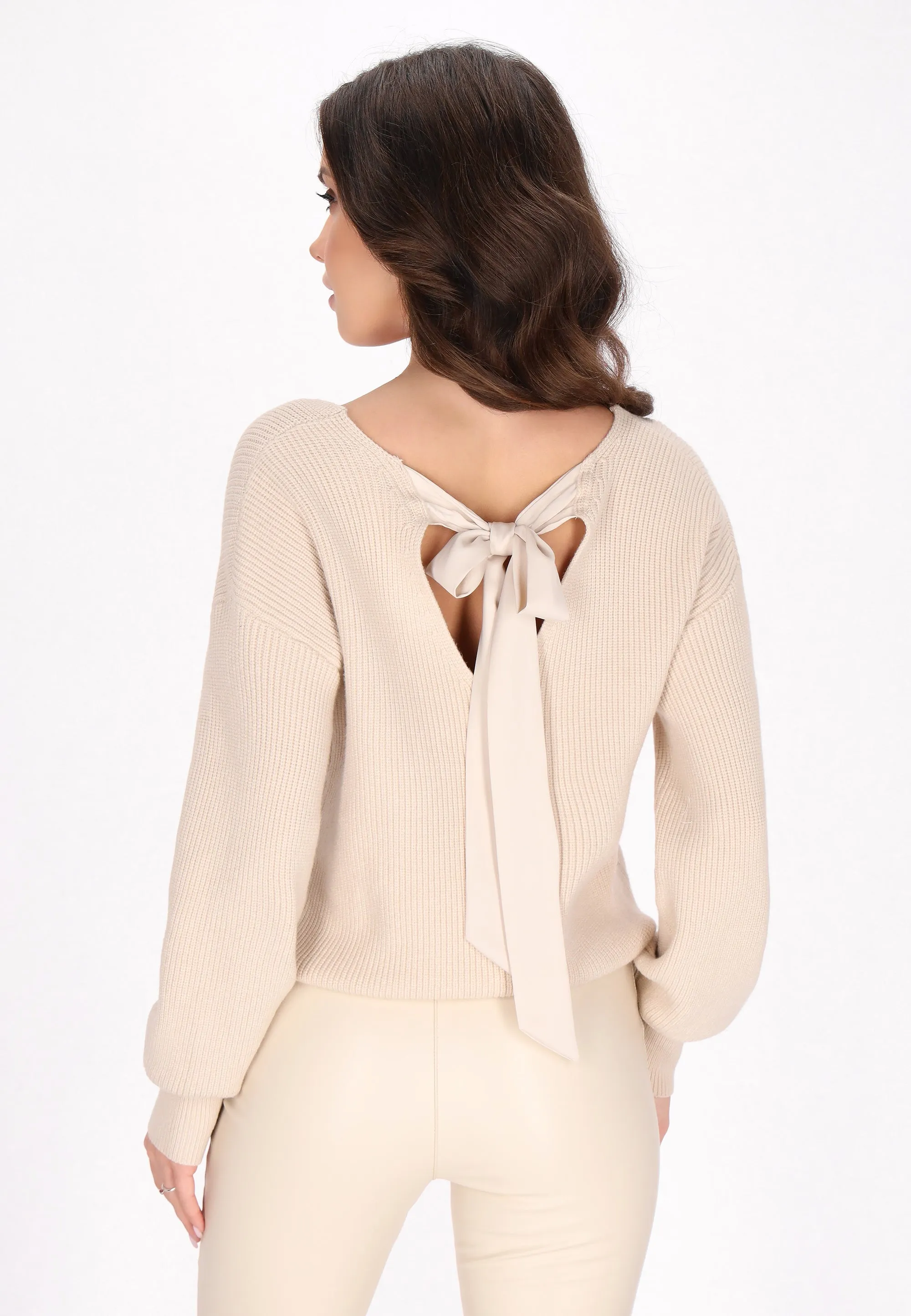 faina Women's Sweater