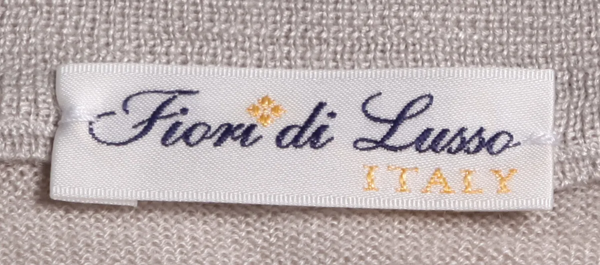 Fiori Di Lusso Light Gray V-Neck Sweater