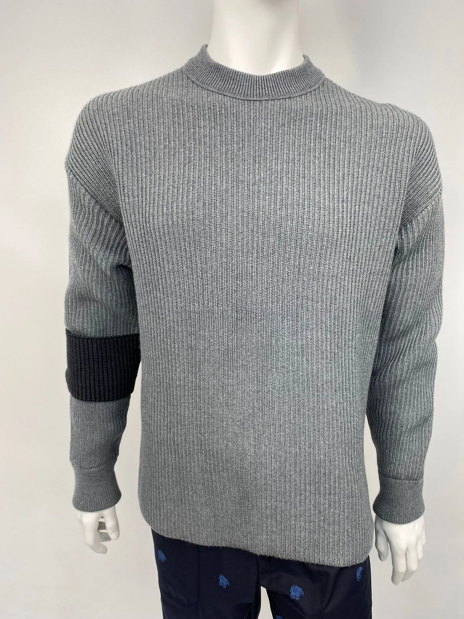 Full Jacquard Crewneck