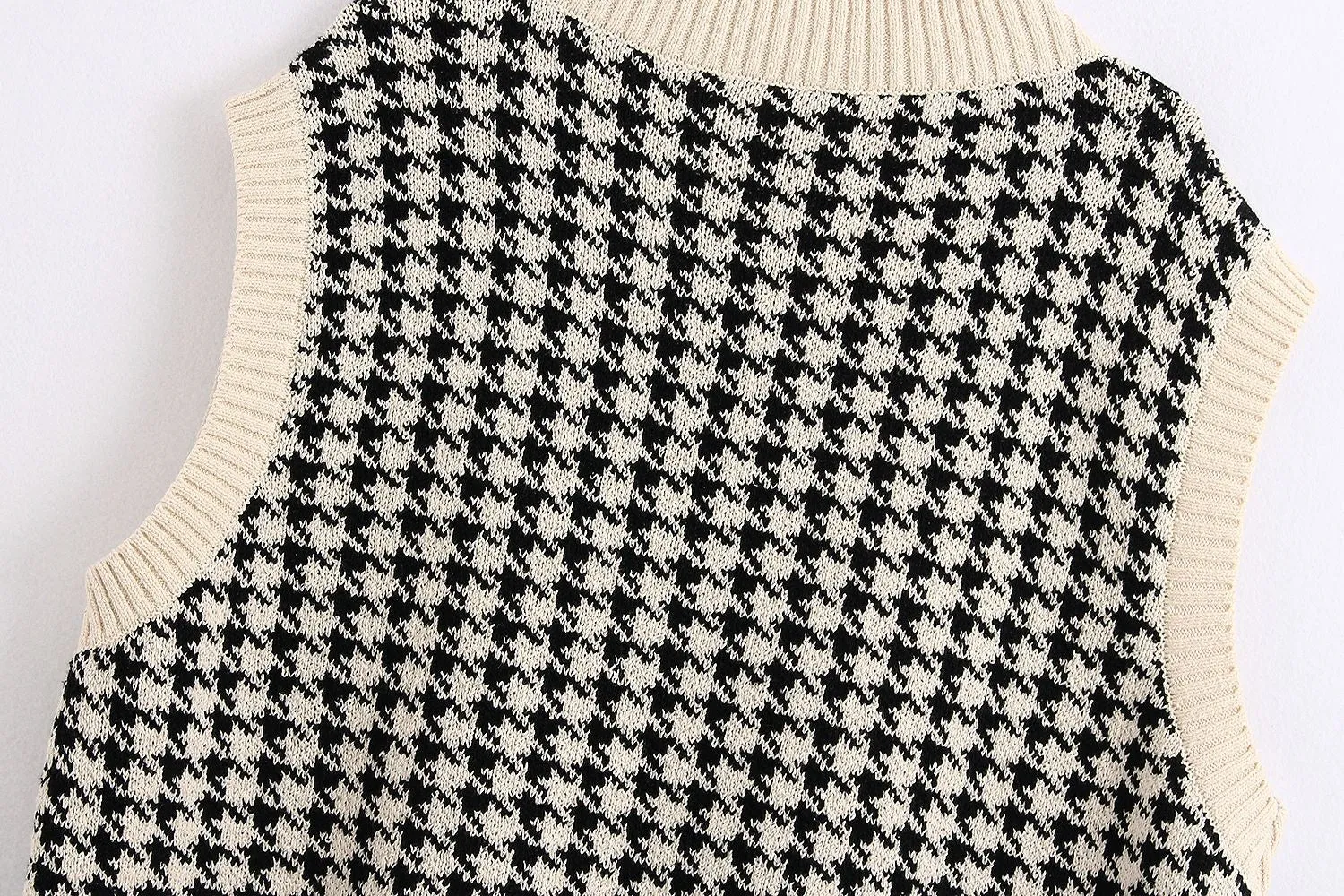 Houndstooth V-neck Knitted Vest Sweaters