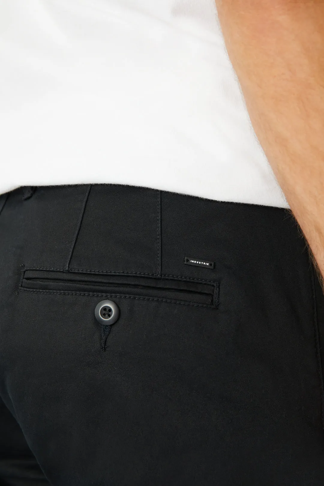 INDUSTRIE THE REGULAR CUBA CHINO PANT BLACK