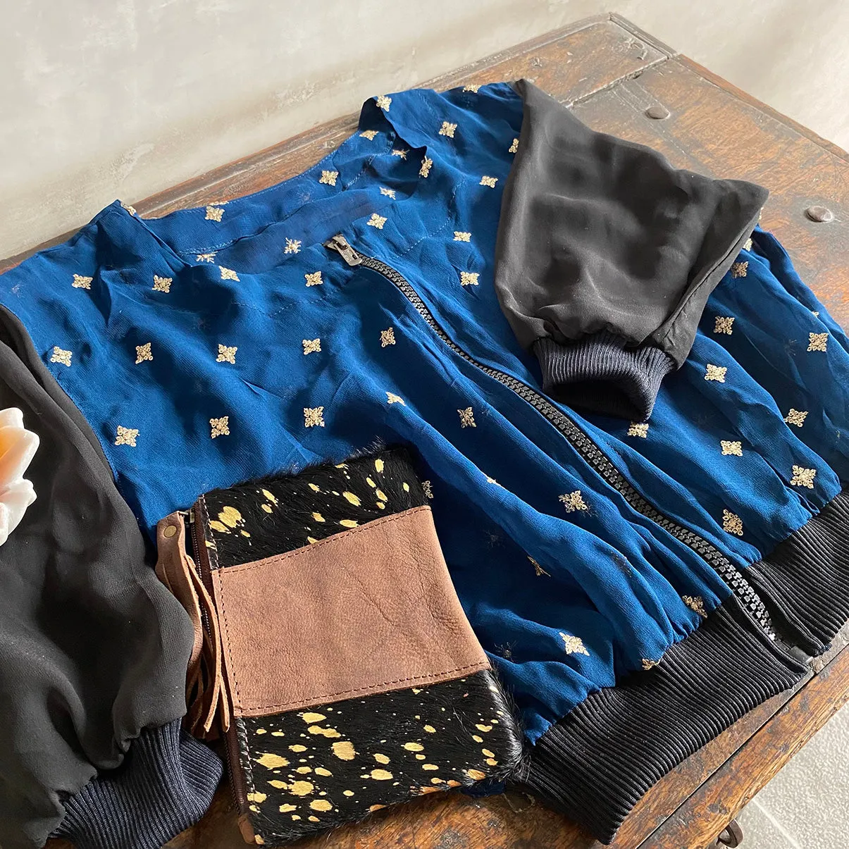 Jacket / Bomber Style // Dark Blue Gold