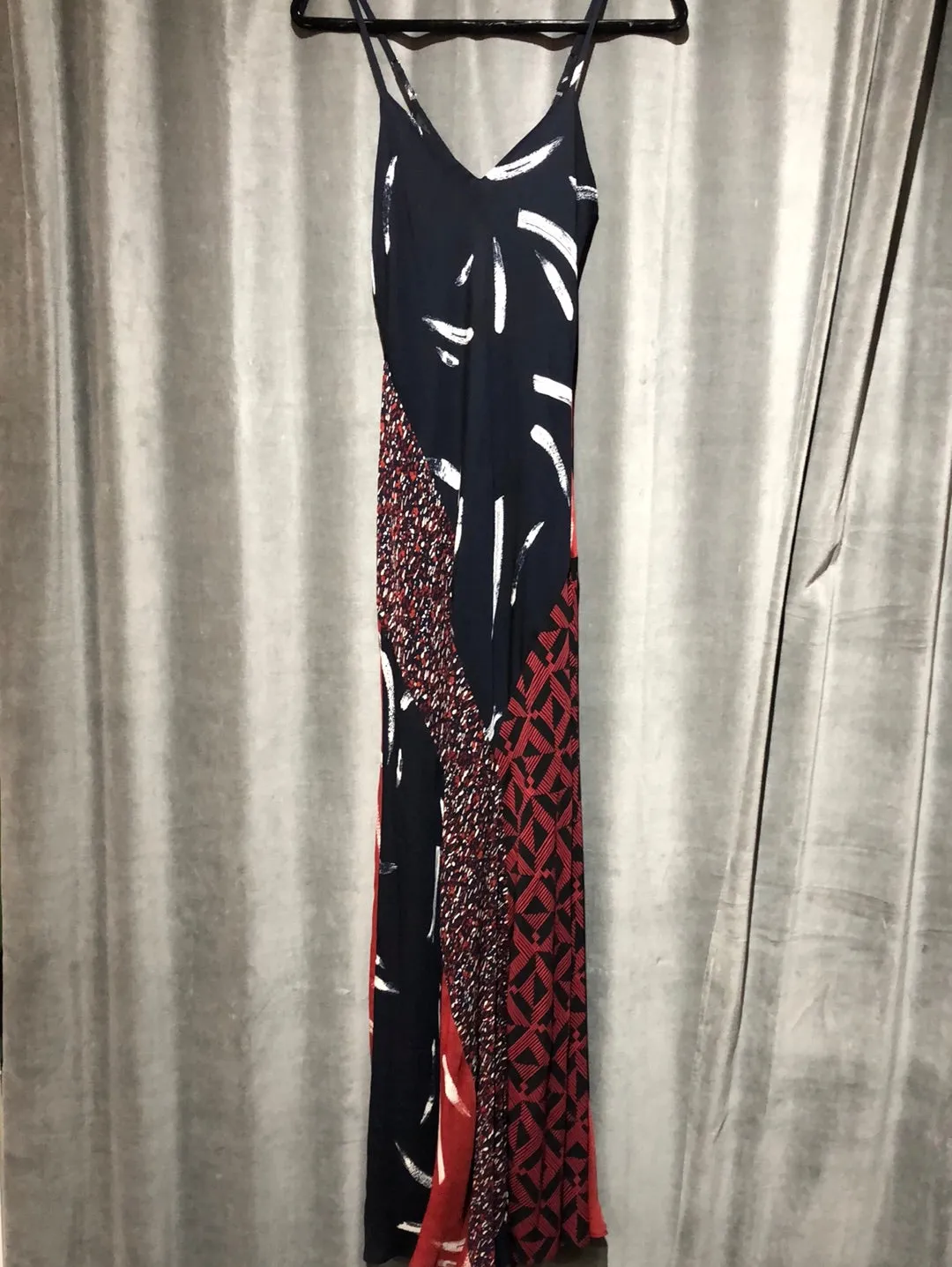 JOIE Spaghetti Strap V Neck Maxi Dress (Navy, Red, White)