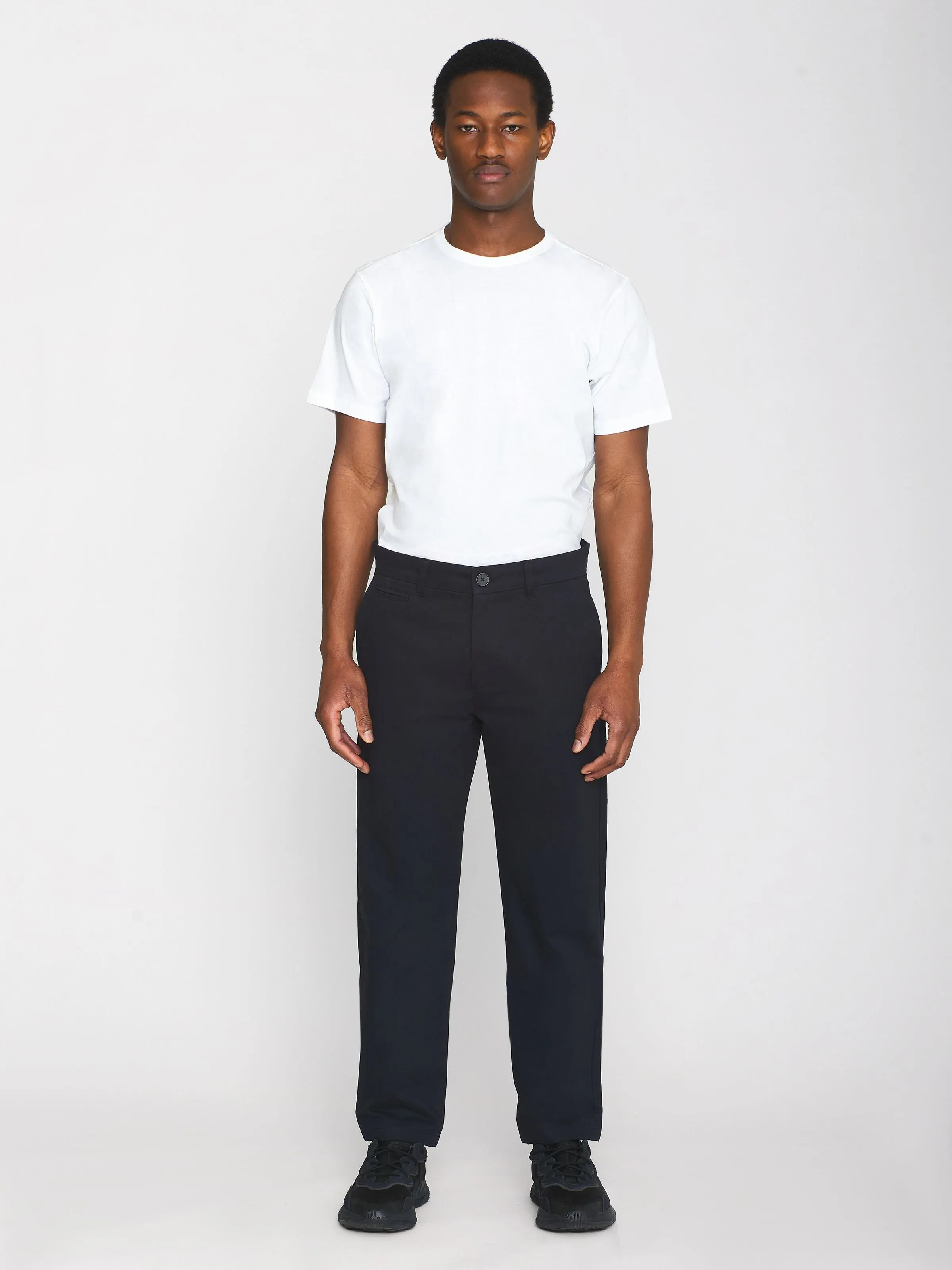 KNOWLEDGE COTTON APPAREL Chuck Regular Chino Twill Pants black jet