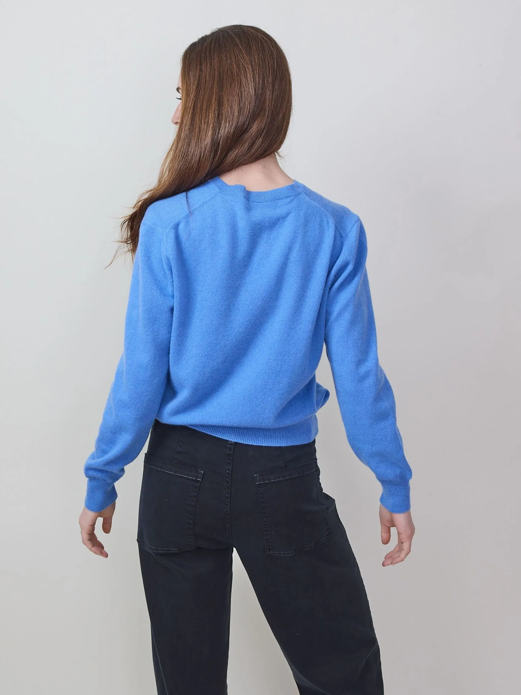 Light V-neck Sweater, Azure