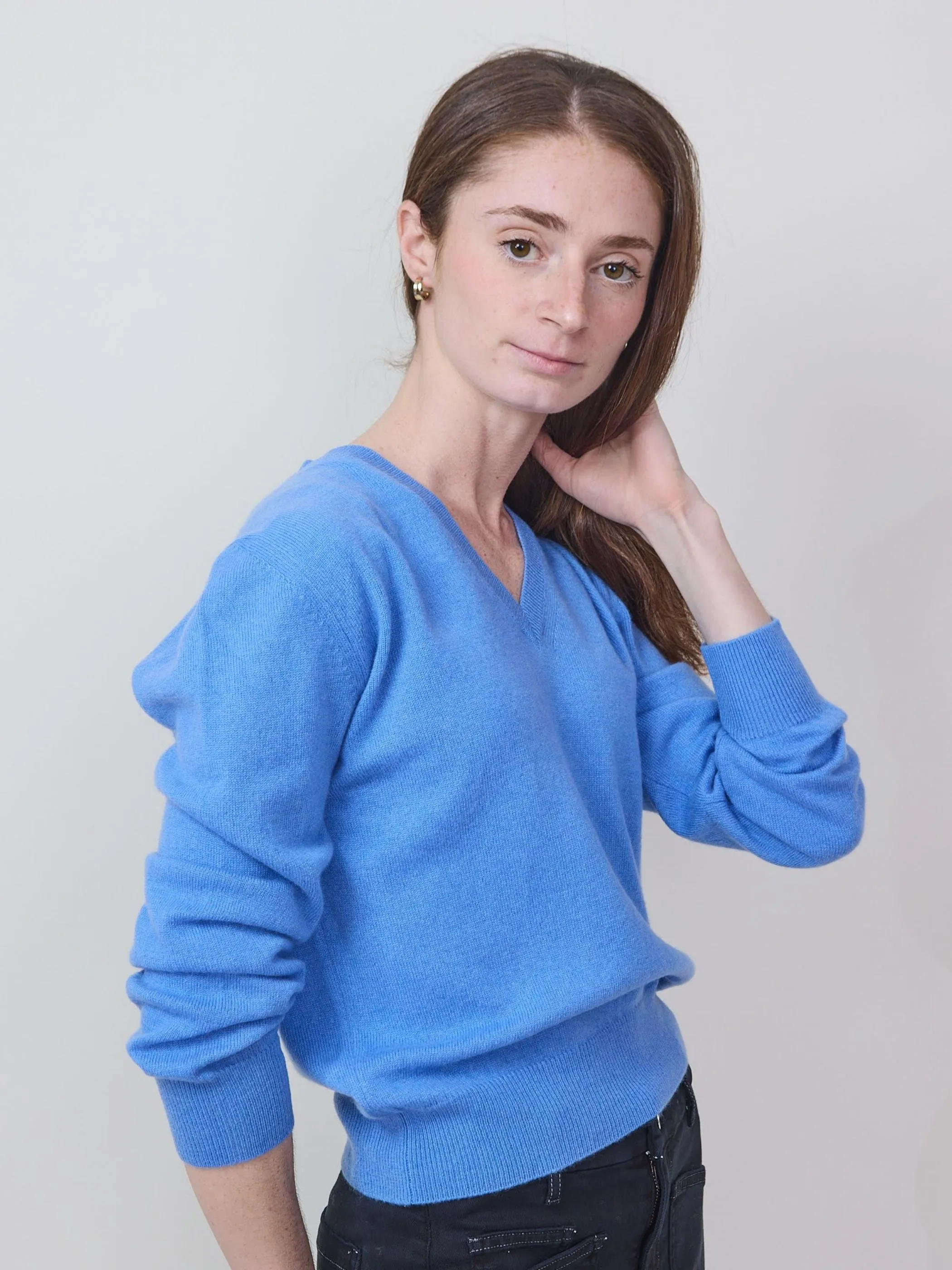 Light V-neck Sweater, Azure