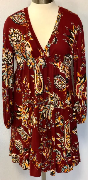 LOW V-NECK MIDI DRESS