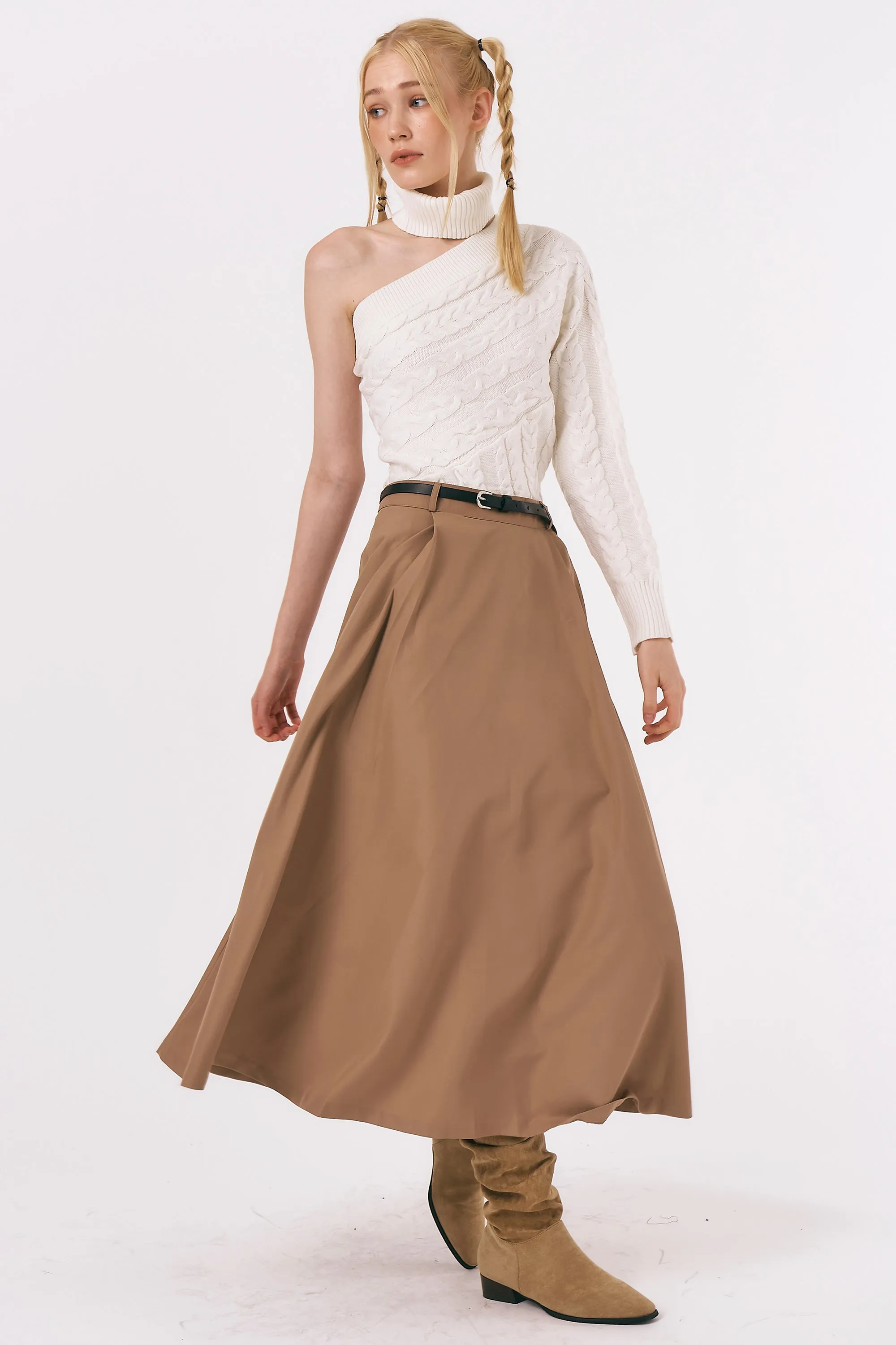 Lucia Oneshoulder Sweater Top