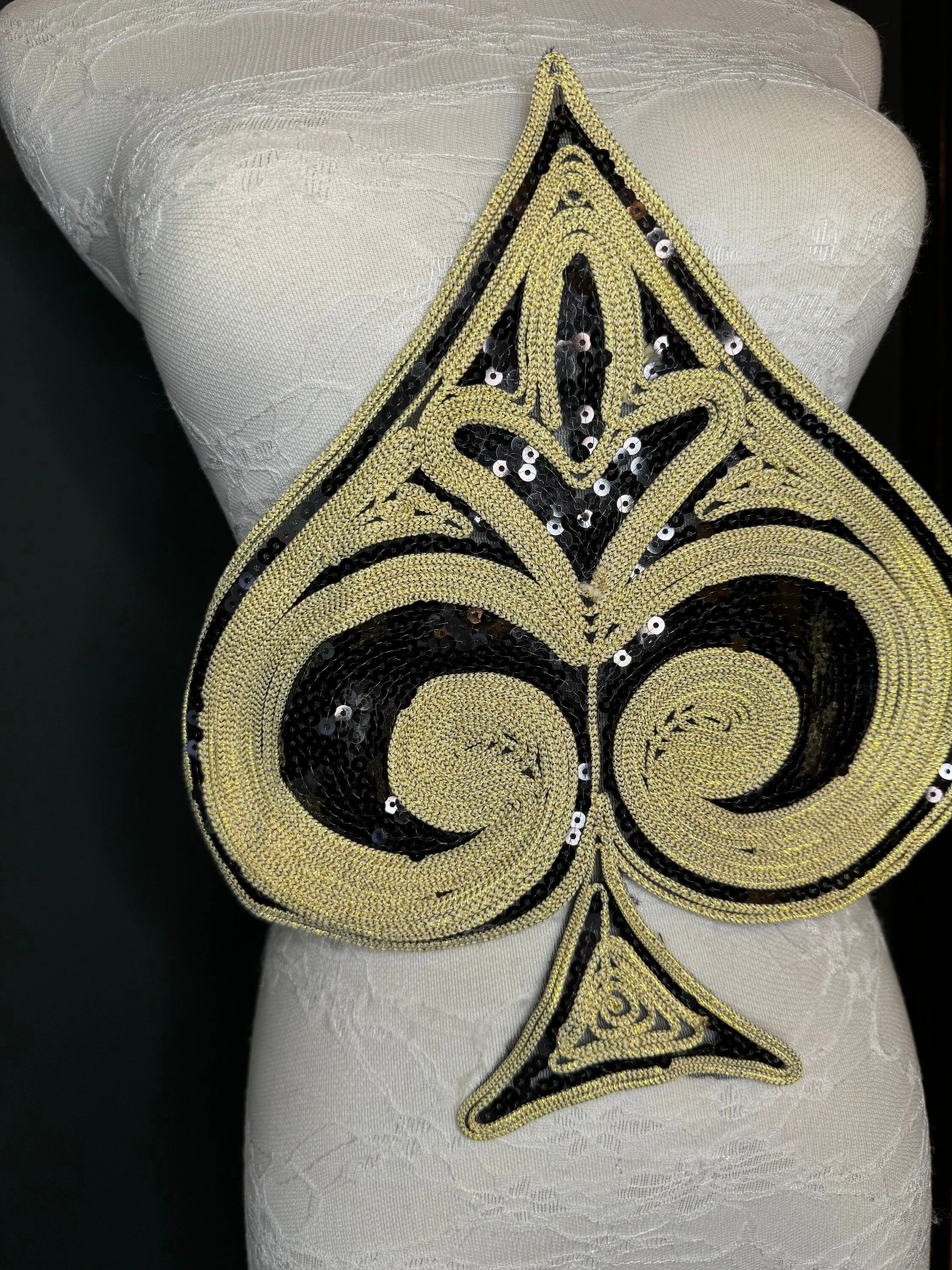 Lurex Motif, Spades, Ace of Spades, Motif, Sew on, Sequins, Crafts, Furnishings, Bags, Clothing, Costume, Fashion, Gold, Black,