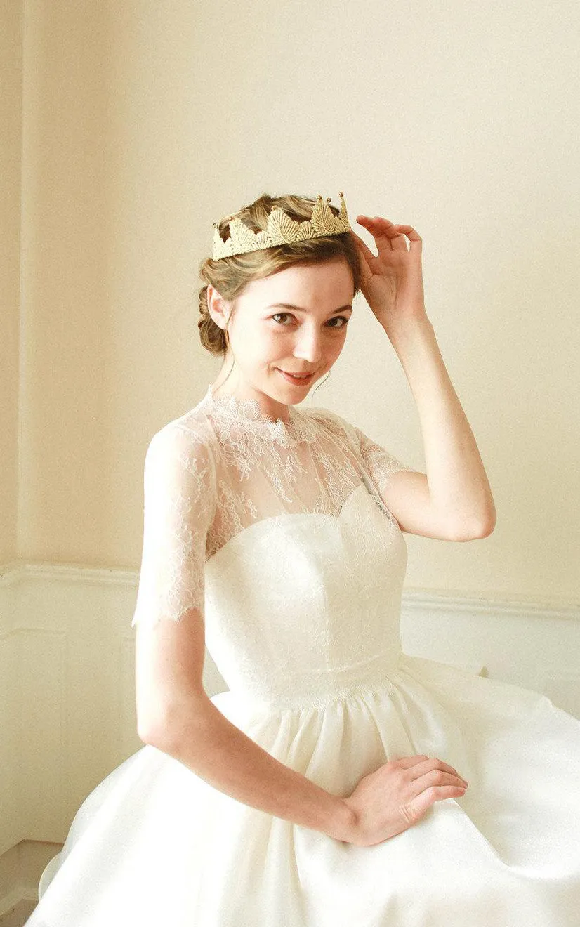 Modest Elegant Short High Neck A-Line Boho Wedding Dress Floral Romantic Mini Lace Satin Button Back Bridal Gown
