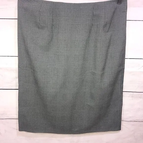 NEW! NY&amp;Co Stretch Glen Plaid Pencil Skirt Sz 6