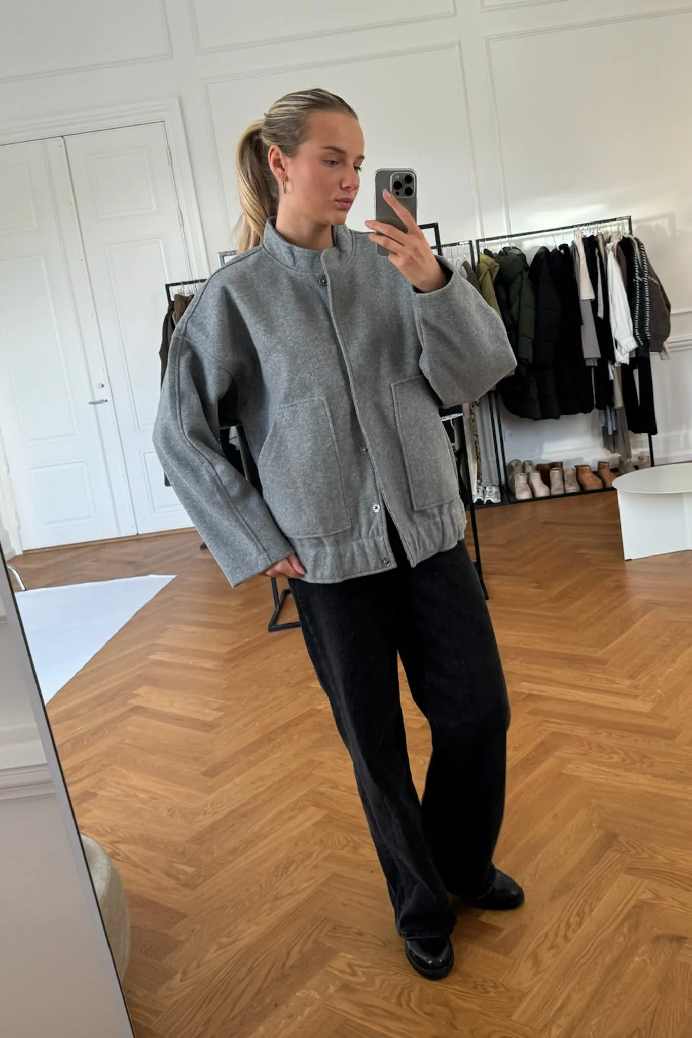 NMHalston Jakke - Lysegrå