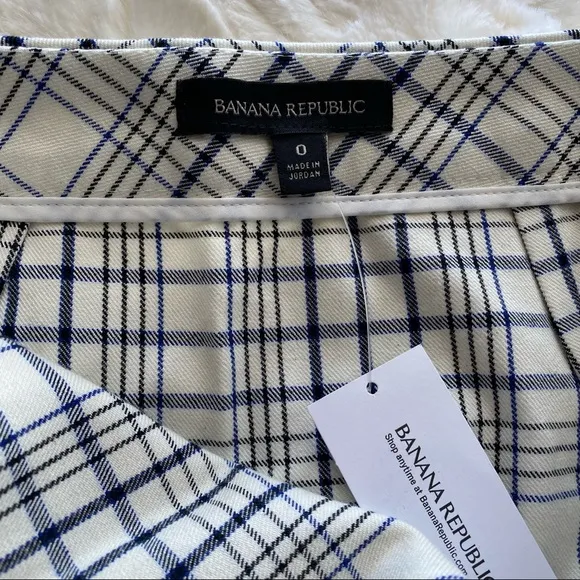 NWT! Banana Republic- Bi-stretch Plaid Pencil Skirt- Size 0
