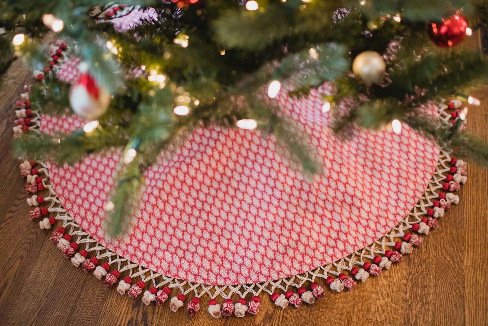 Peppermint Tree Skirt