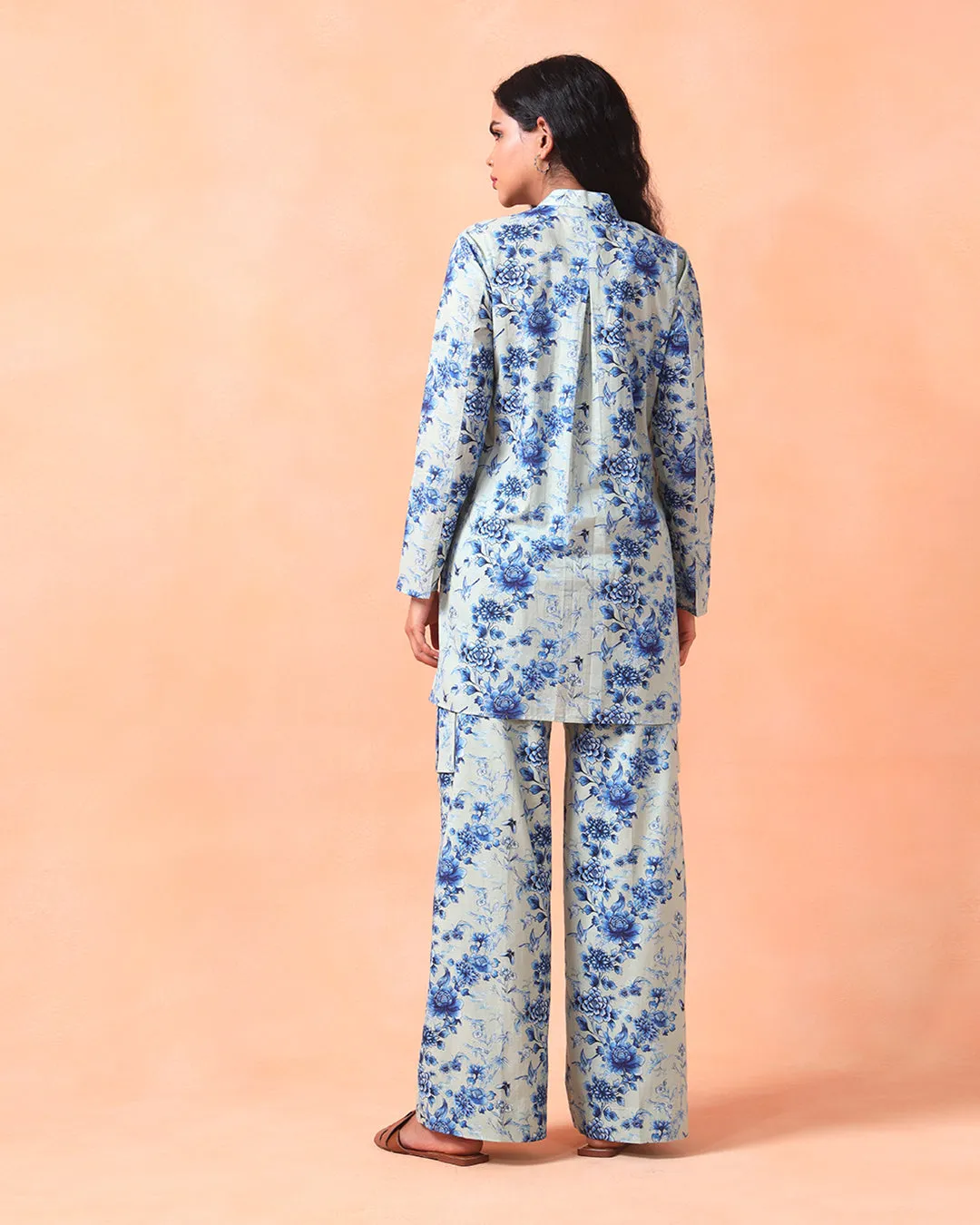 PORCELAIN SHIRT WITH CARGO PANTS