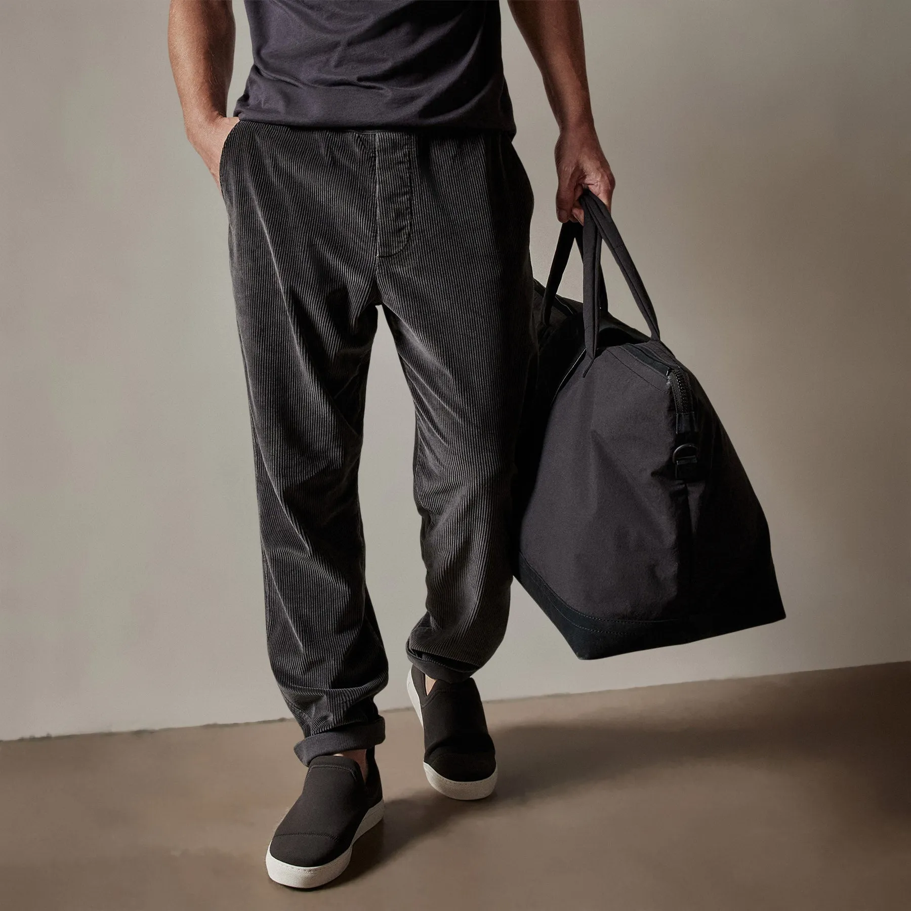 Relaxed Fit Corduroy Chino - Magma Pigment