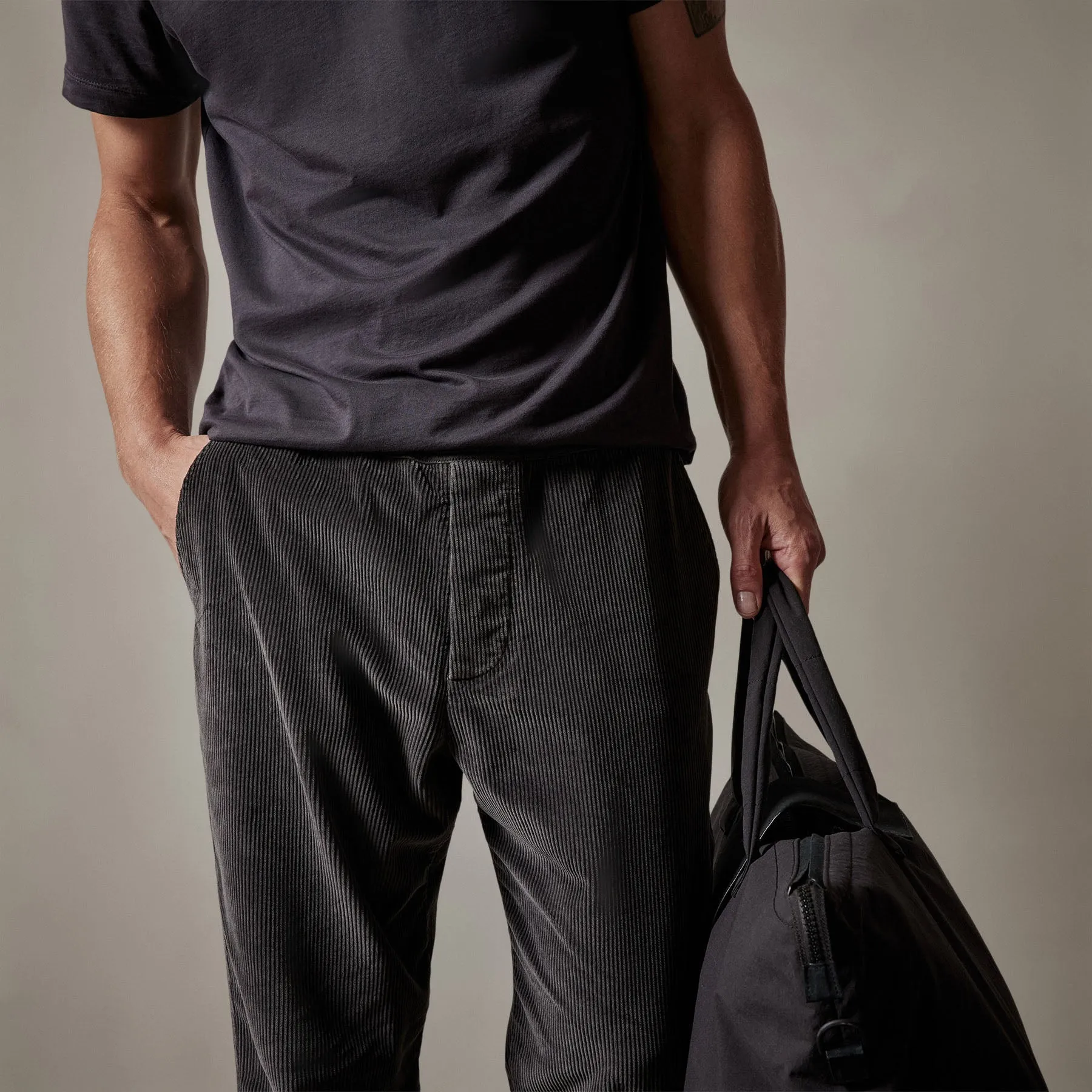Relaxed Fit Corduroy Chino - Magma Pigment