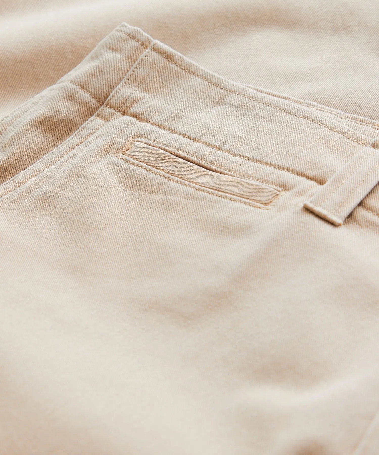 Relaxed Fit Favorite Chino