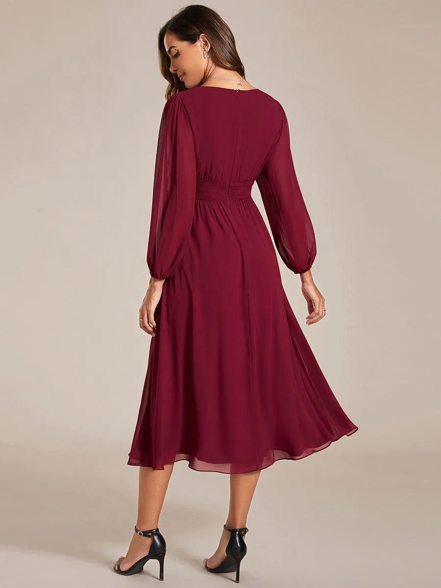 Robe invité mariage mi-longue élégante à col en V et manches longues