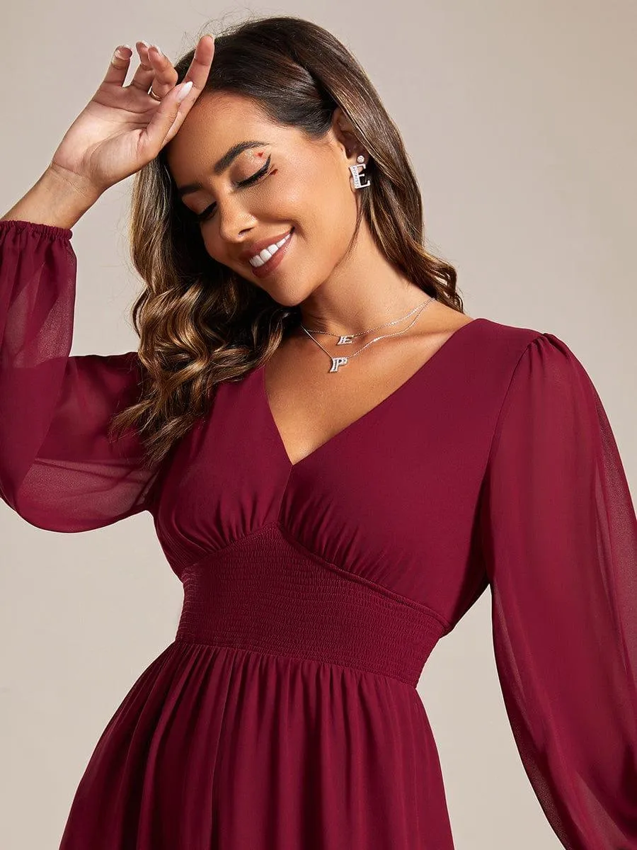 Robe invité mariage mi-longue élégante à col en V et manches longues