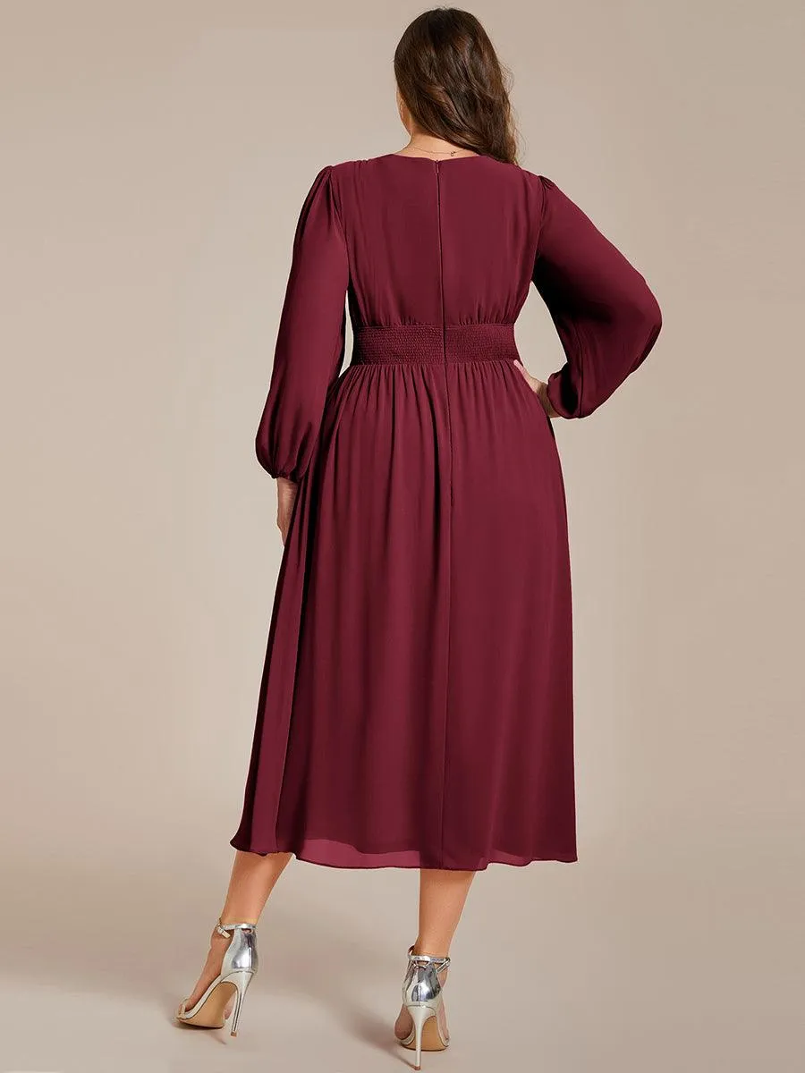 Robe invité mariage mi-longue élégante à col en V et manches longues