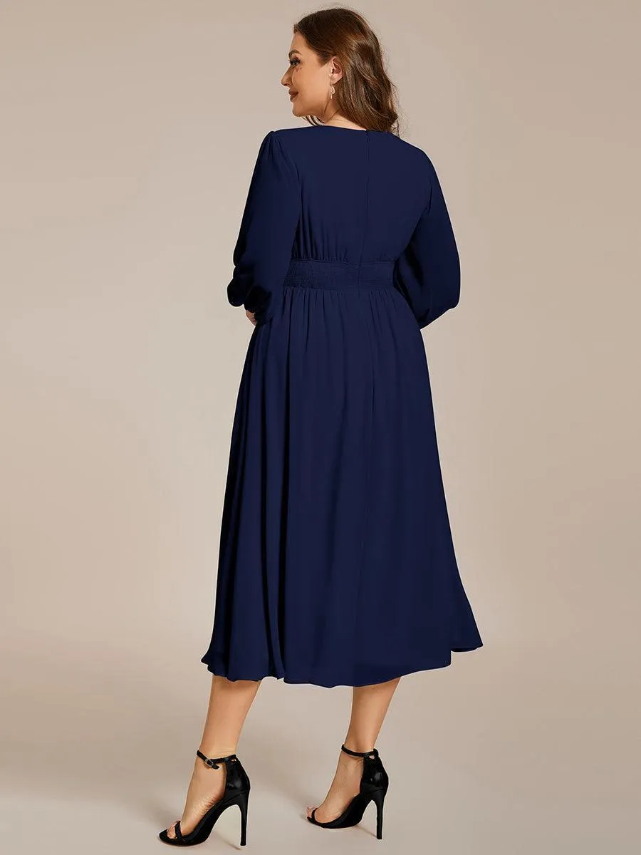 Robe invité mariage mi-longue élégante à col en V et manches longues