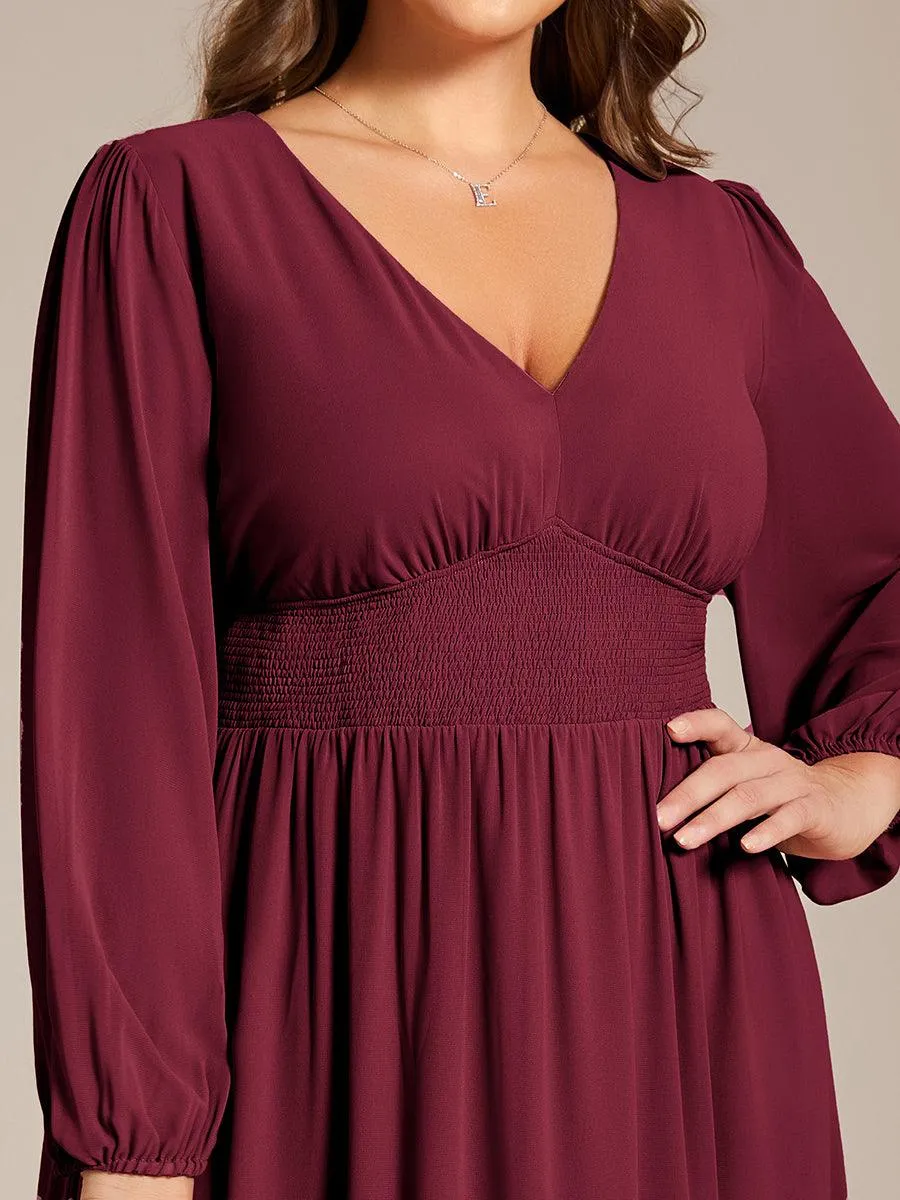 Robe invité mariage mi-longue élégante à col en V et manches longues