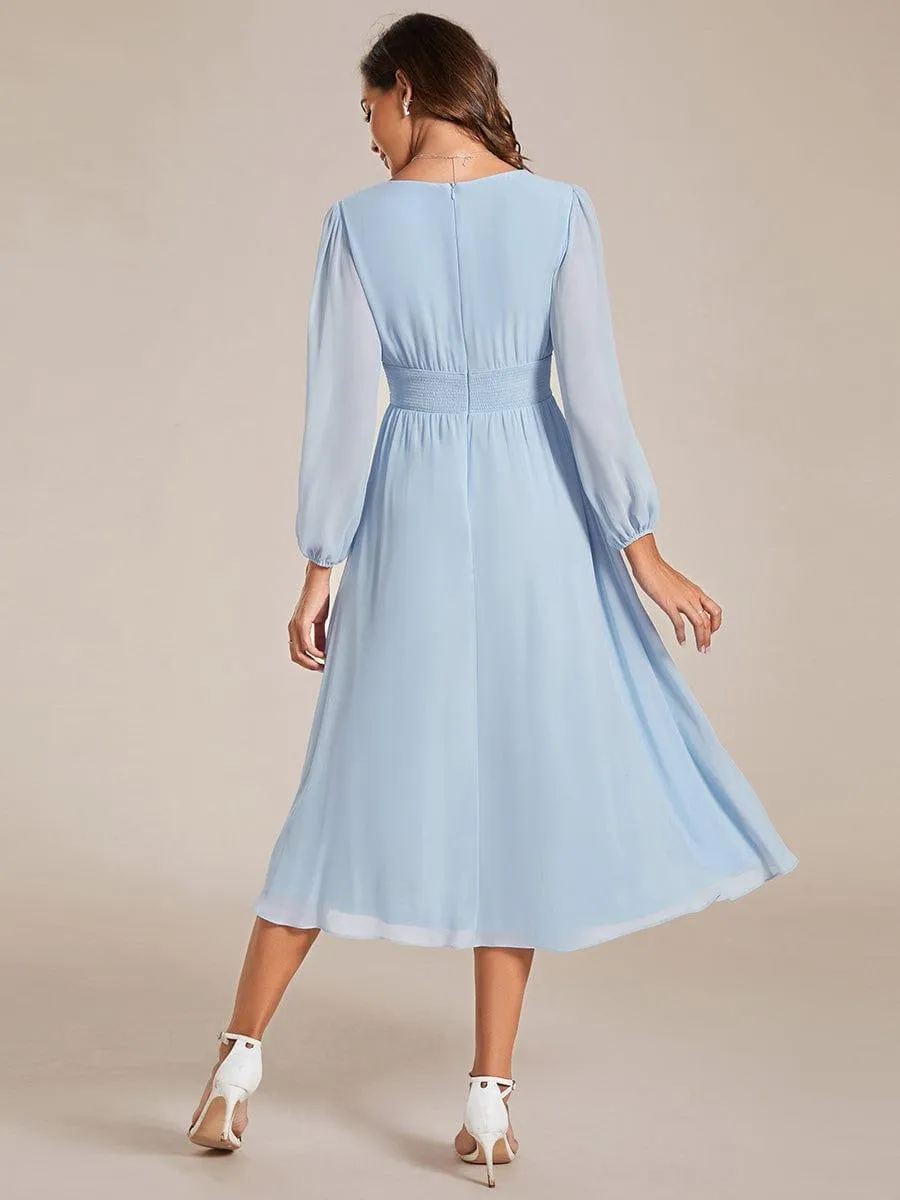 Robe invité mariage mi-longue élégante à col en V et manches longues