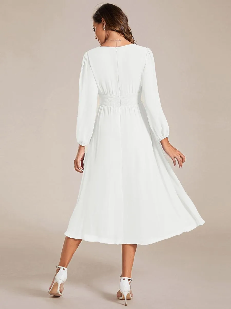 Robe invité mariage mi-longue élégante à col en V et manches longues