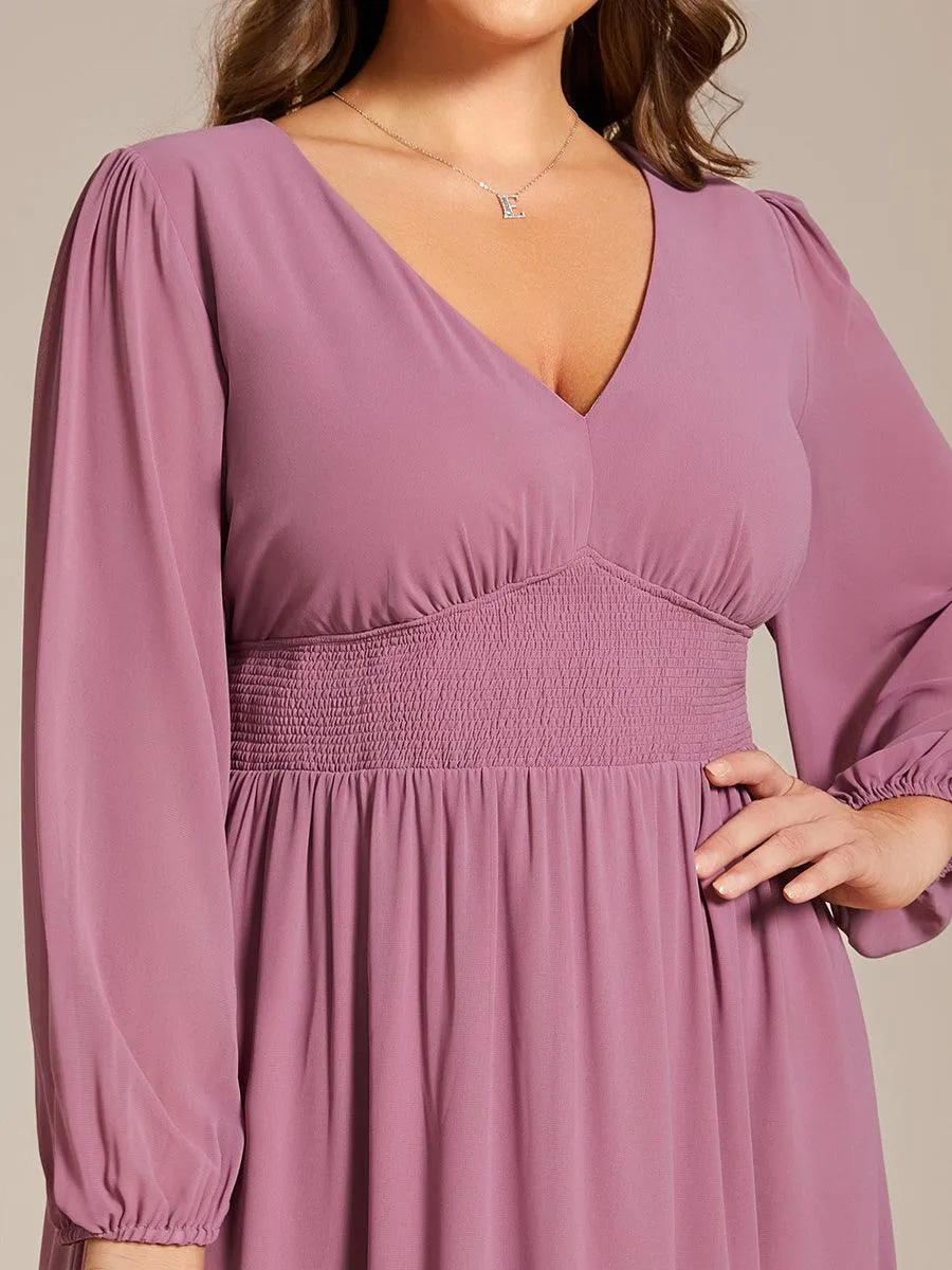 Robe invité mariage mi-longue élégante à col en V et manches longues