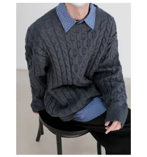 Round Neck Cable Knit Sweater