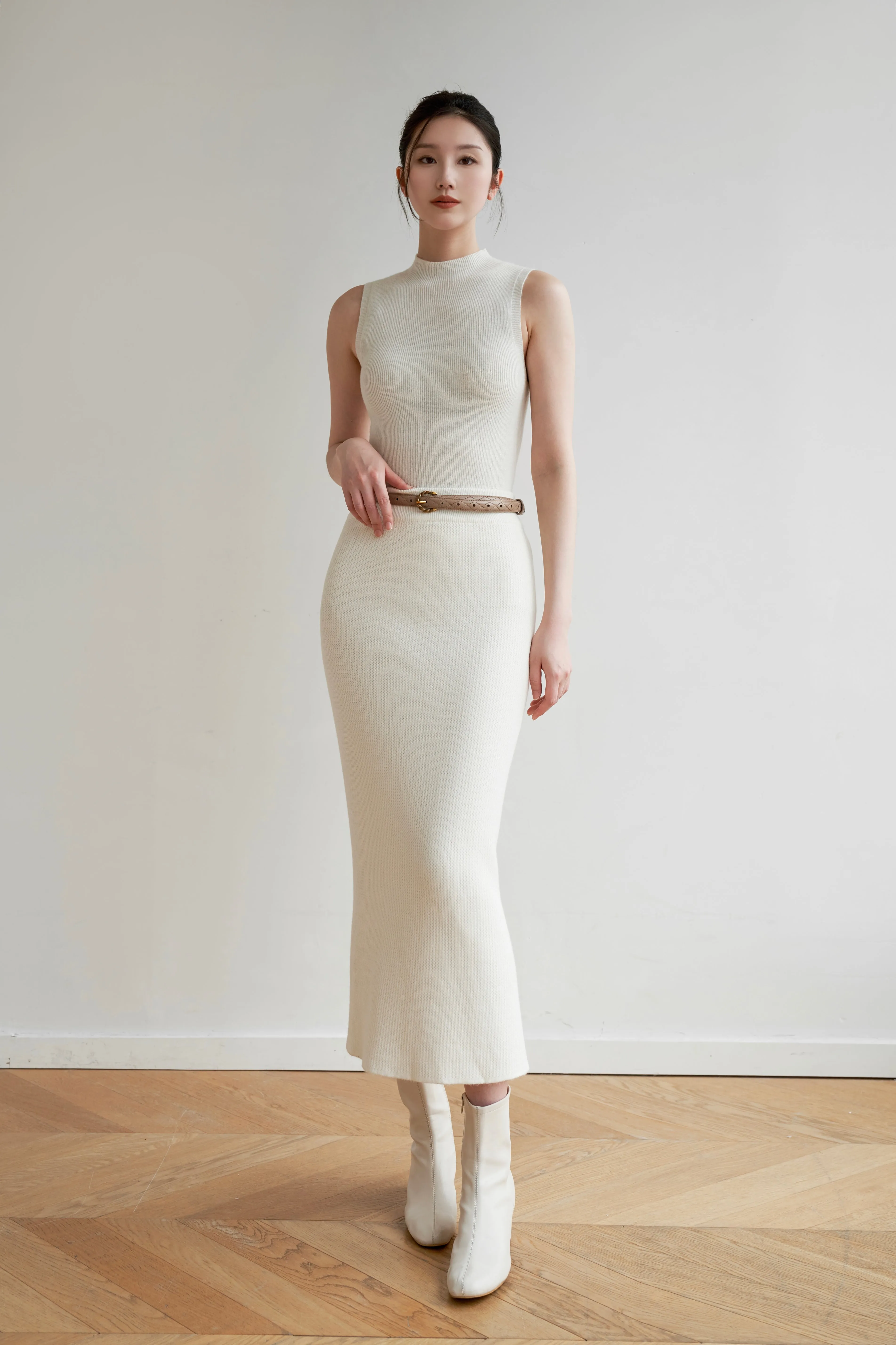 Small Reminder Midi Skirt