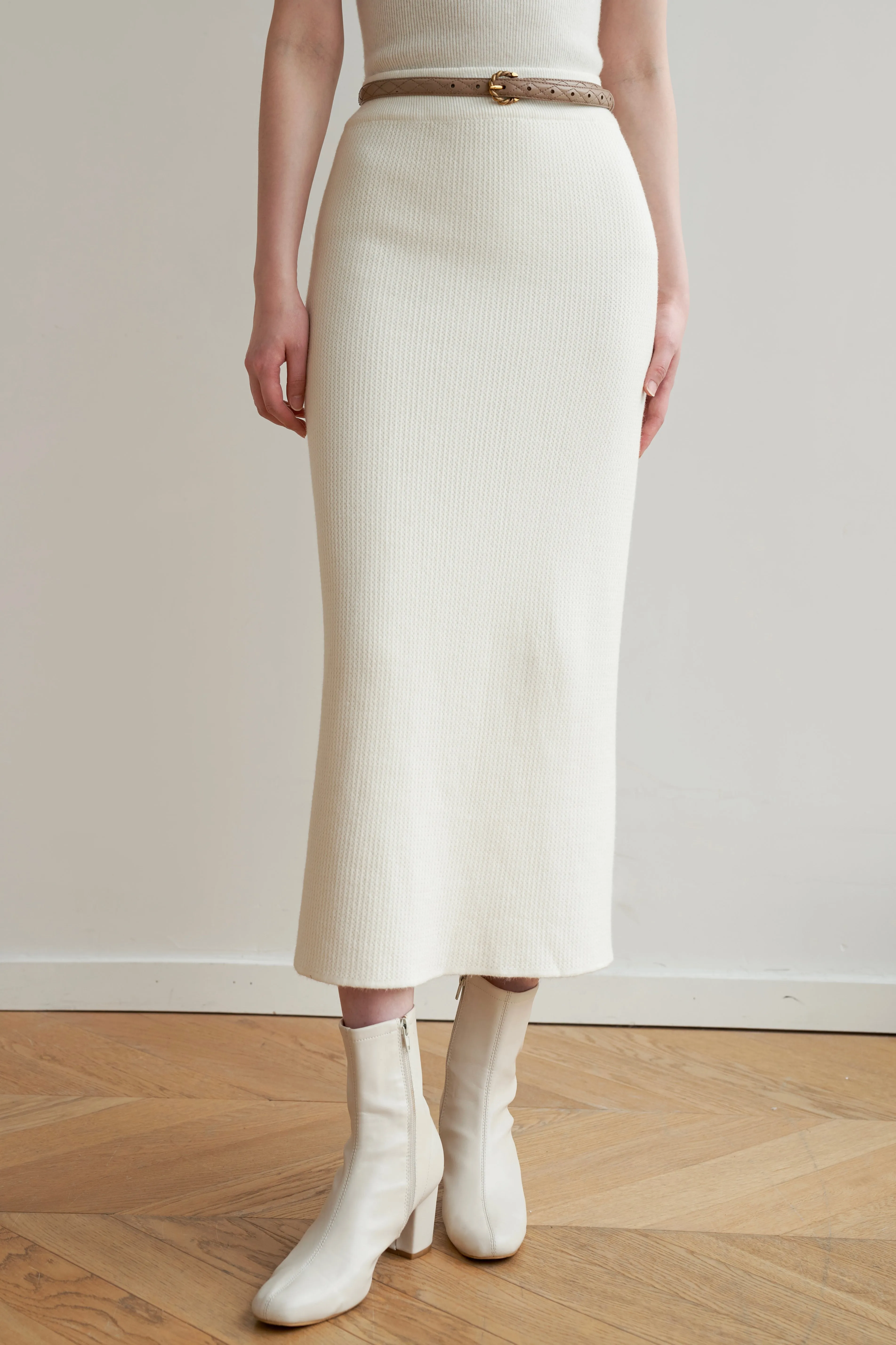 Small Reminder Midi Skirt