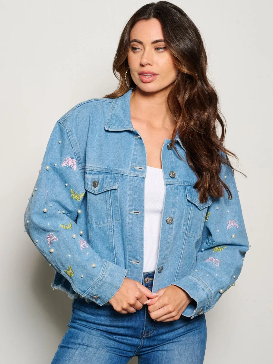 WOMEN'S LONG SLEEVE BUTTON CLOSURE BUTTERFLY PEARLS DENIM JACKET